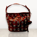 Sophia bolso burdeos bucket con hoyados y charms corazón, nudo y cereza