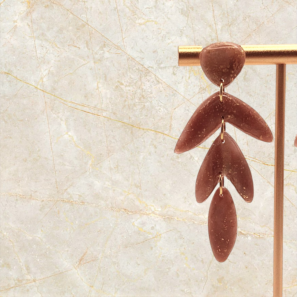 Ixe&Me I Pendientes largos hoja otoño nude y dorado