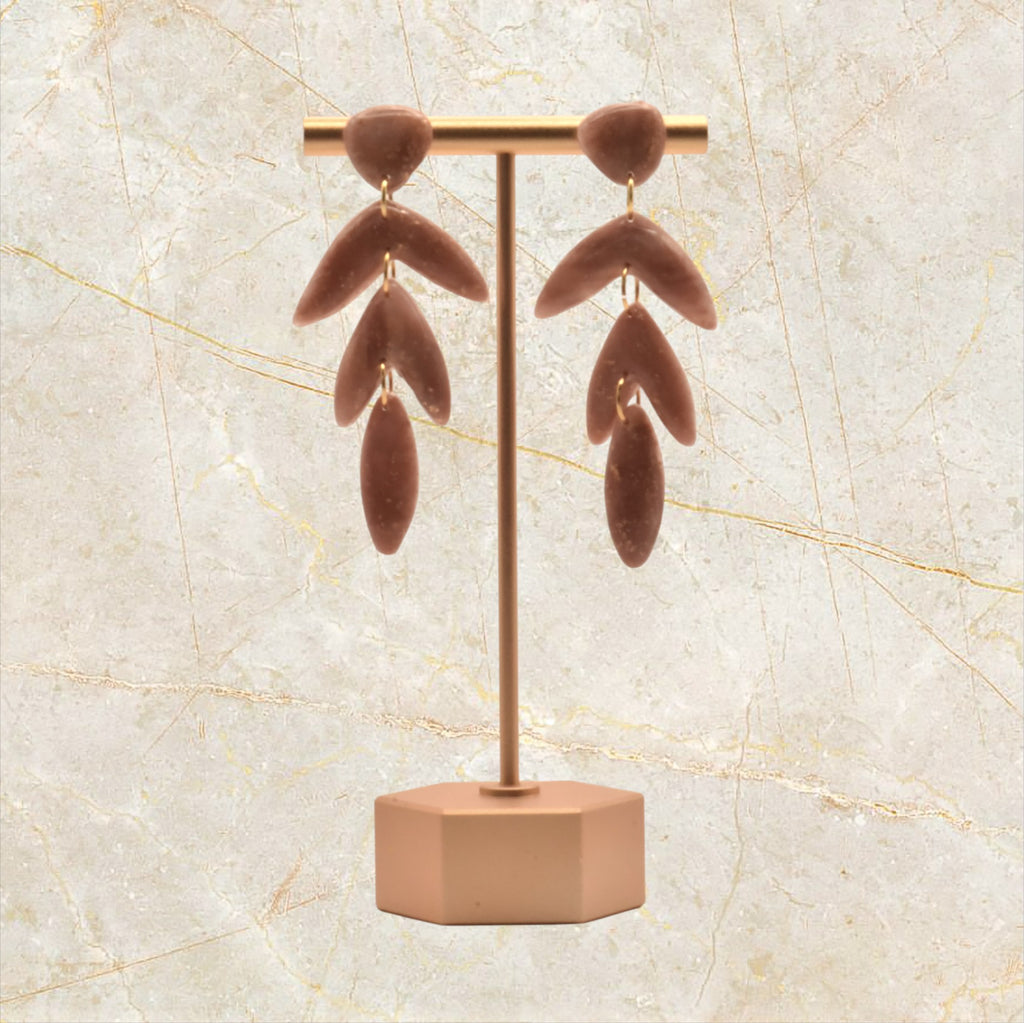 Ixe&Me I Pendientes largos hoja otoño nude y dorado