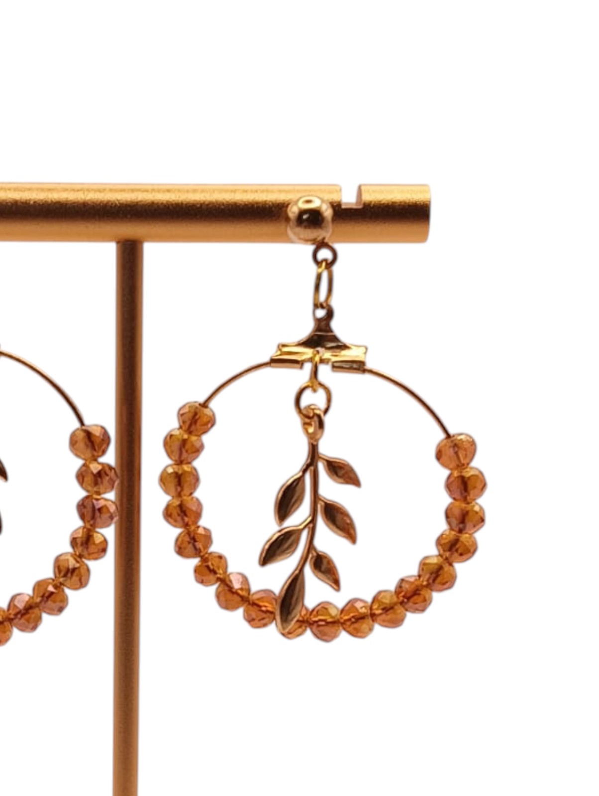 pendientes-ambar-hoja-dorada-acer